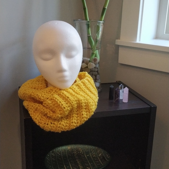 Infinity scarf
